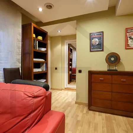 Apartamento El Rincón Del Campoamor - Piso Céntrico En Oviedo. *